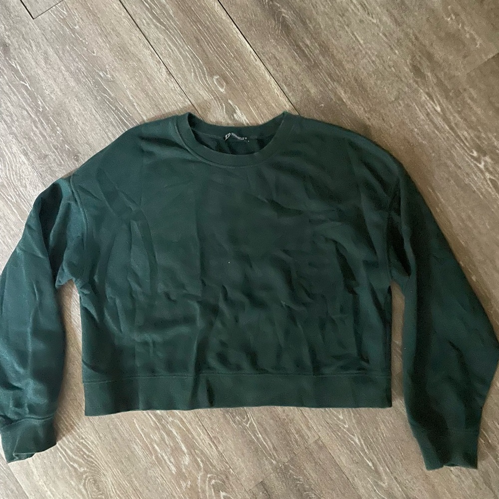 Zara Cropped Sweater